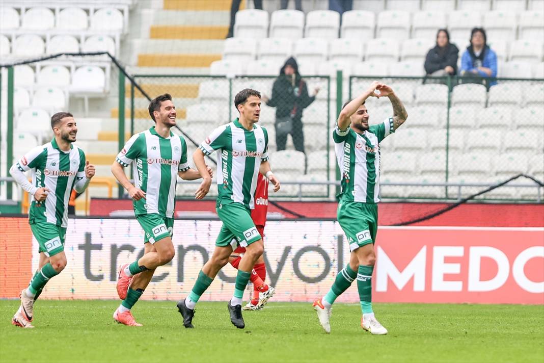 Olaylı biten Konyaspor – Antalyaspor maçından kareler 2